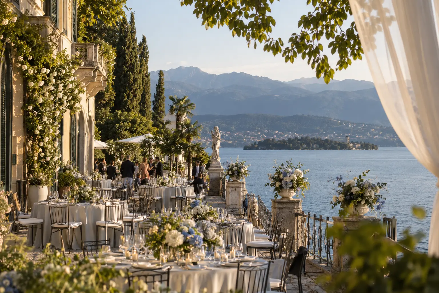 Ricevimento di destination wedding affacciato sul Lago Maggiore